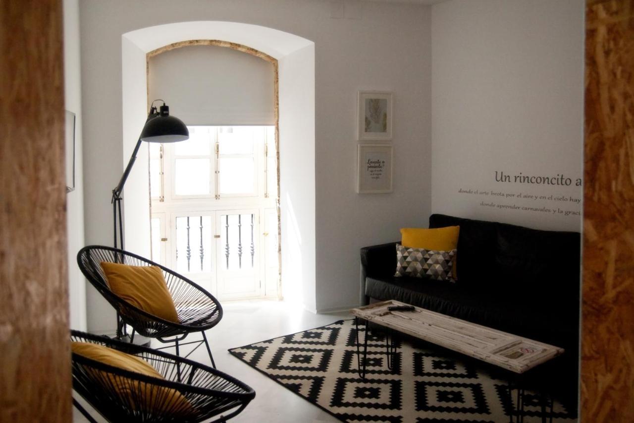 Apartamentos Gadir Centro Cádiz Exteriör bild