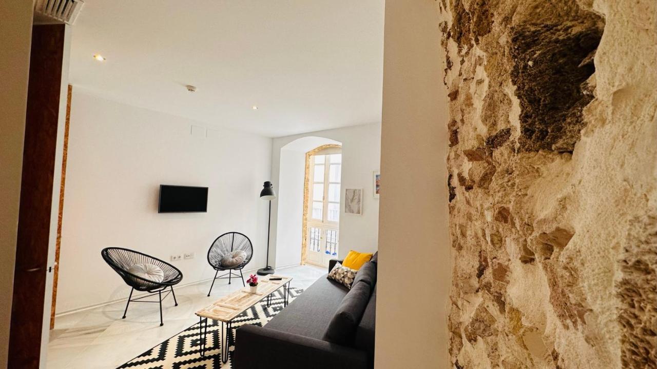 Apartamentos Gadir Centro Cádiz Exteriör bild