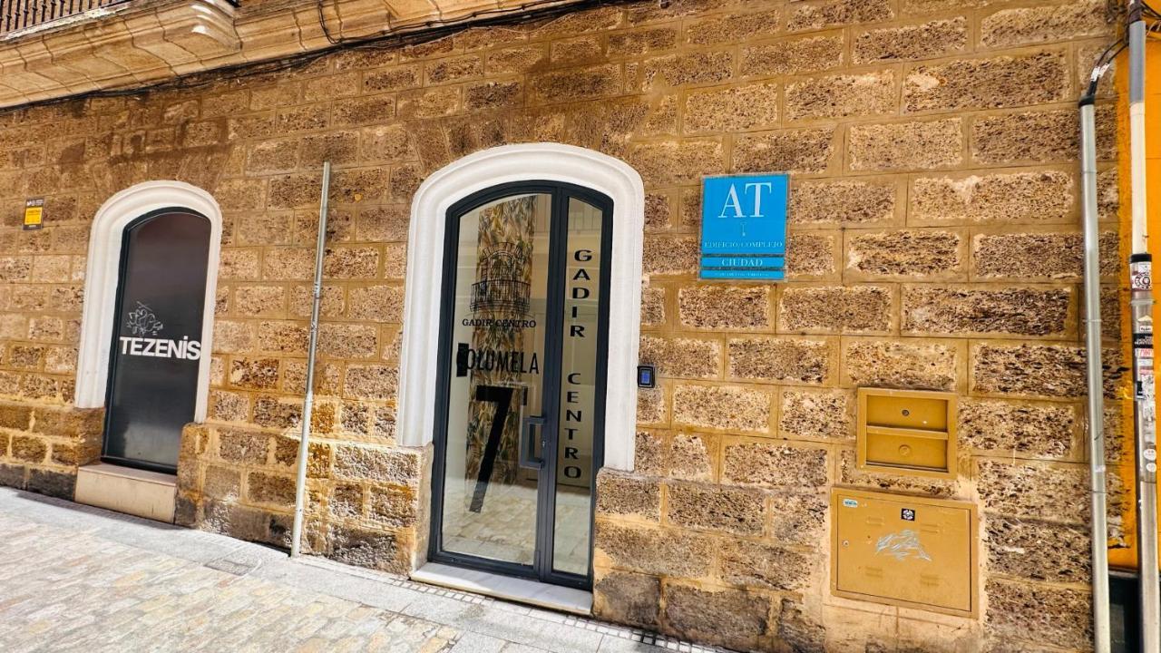 Apartamentos Gadir Centro Cádiz Exteriör bild