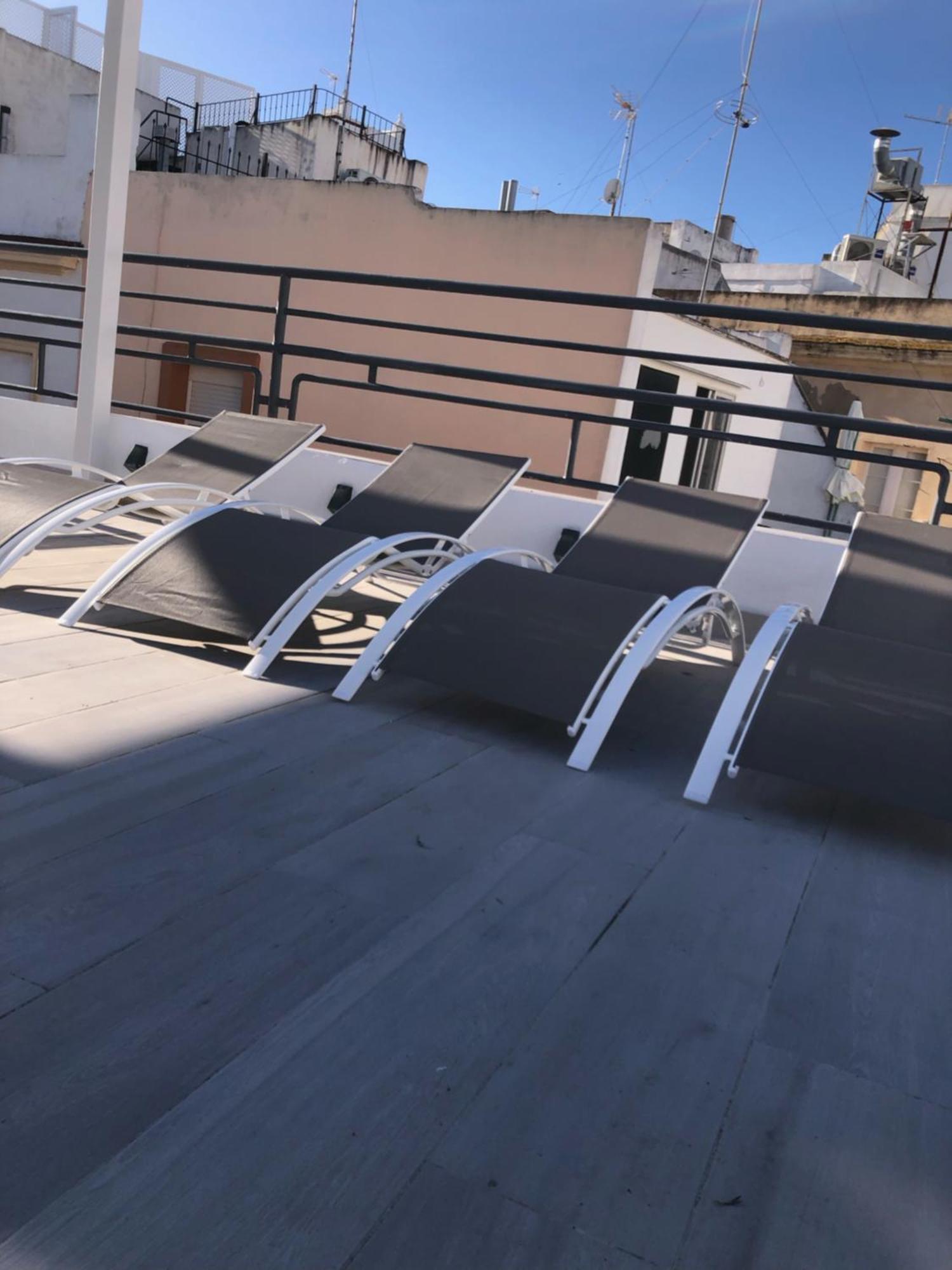 Apartamentos Gadir Centro Cádiz Exteriör bild