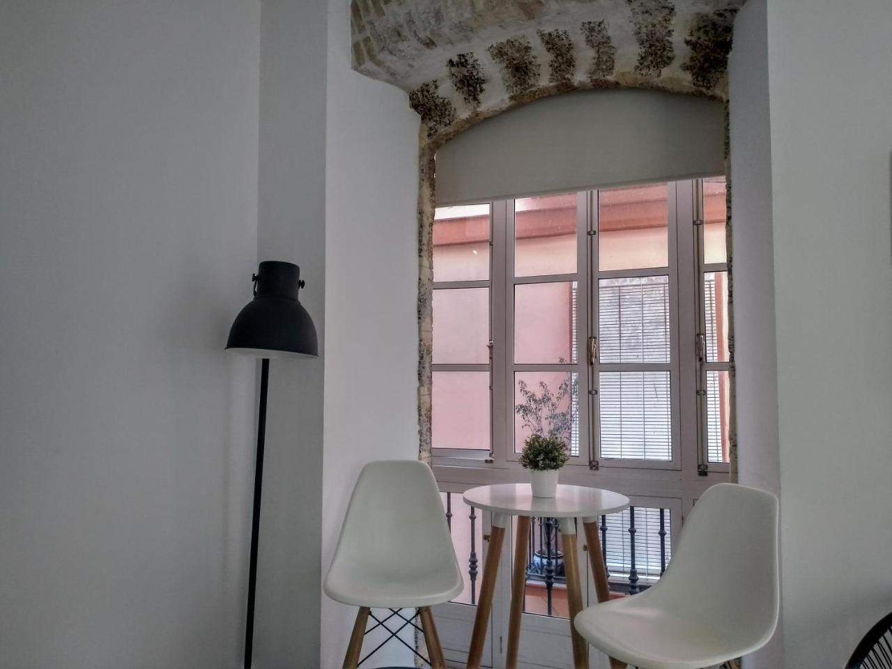 Apartamentos Gadir Centro Cádiz Exteriör bild
